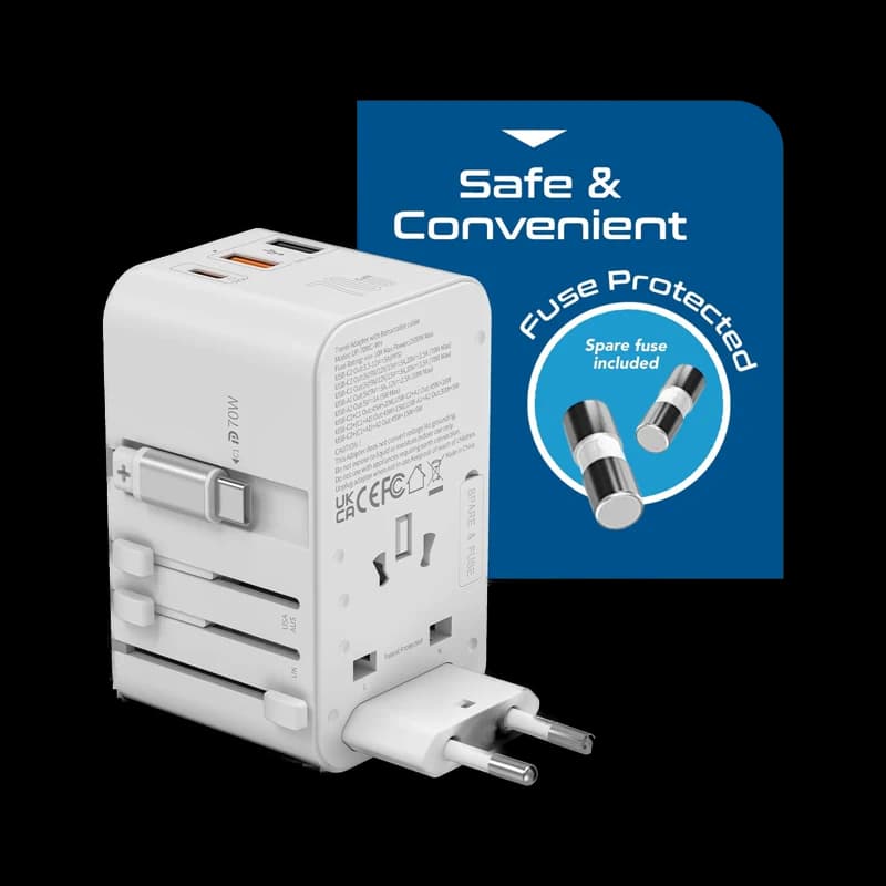 Compact GaN travel adapter with replaceable fuse and USB-C PD