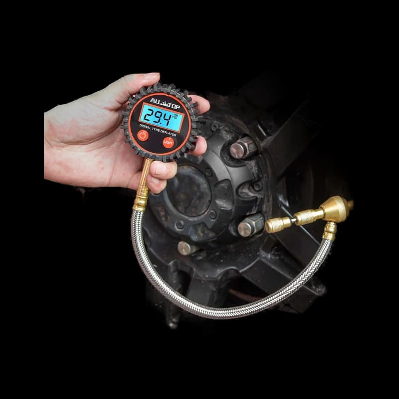 Digital tyre deflator with bleed valve
